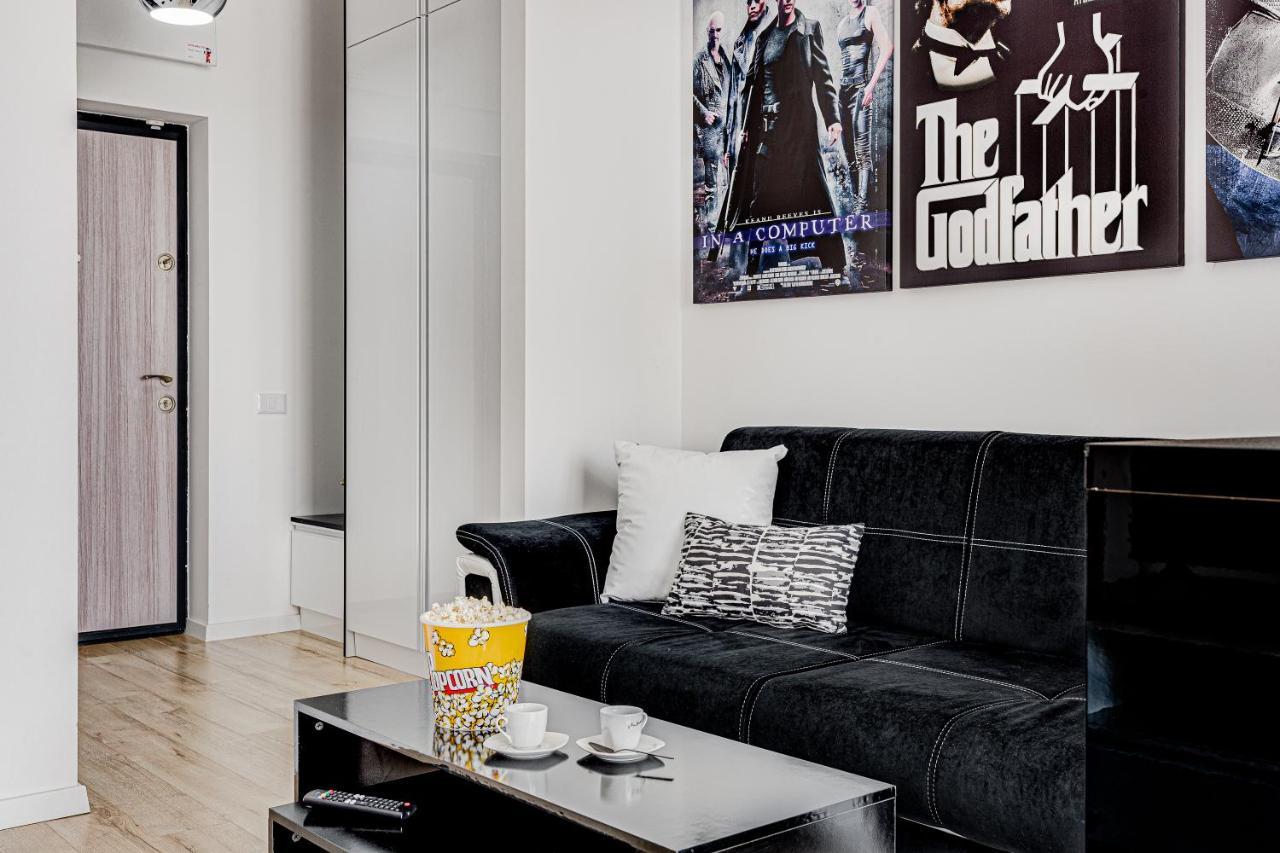 Апартаменты Ari Cinema Apartament With 2M Videoproiector Арад Экстерьер фото